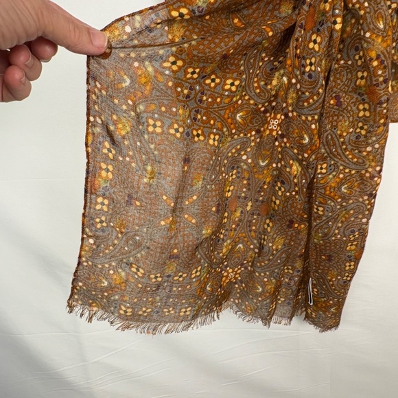 Nine West  Scarf Wrap Floral Fringed 70 X 19" Spring Summer Boho Gauze NWOT - Picture 4 of 9